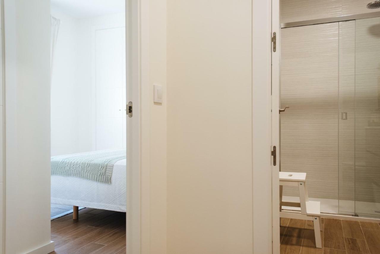 Apartamento Aitana, Vistas Iglesia Magdalena Desde Azotea Sevilla Exterior foto