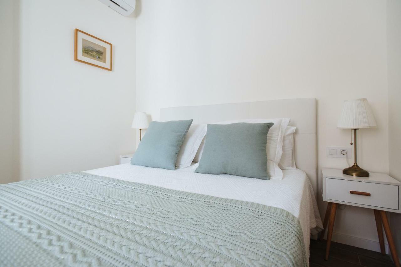 Apartamento Aitana, Vistas Iglesia Magdalena Desde Azotea Sevilla Exterior foto