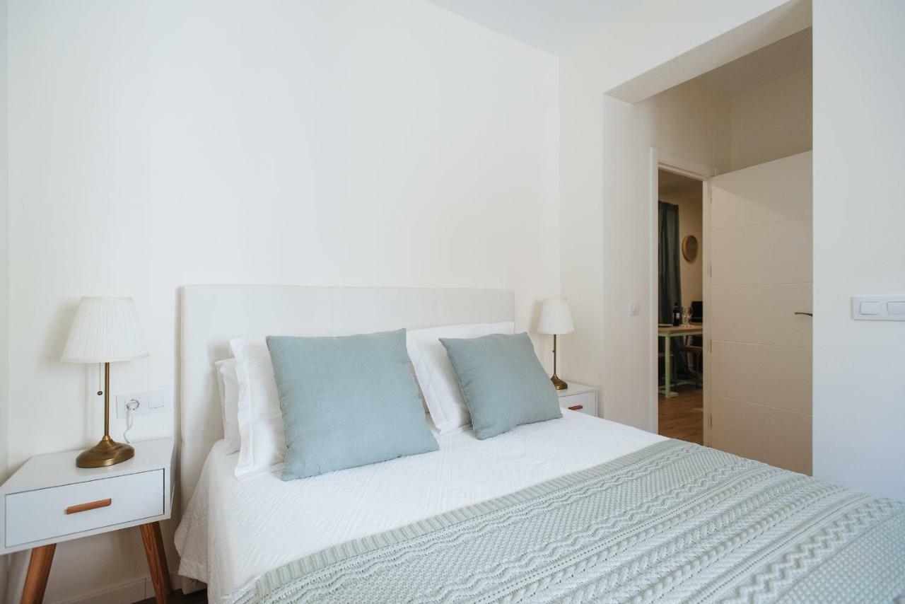 Apartamento Aitana, Vistas Iglesia Magdalena Desde Azotea Sevilla Exterior foto